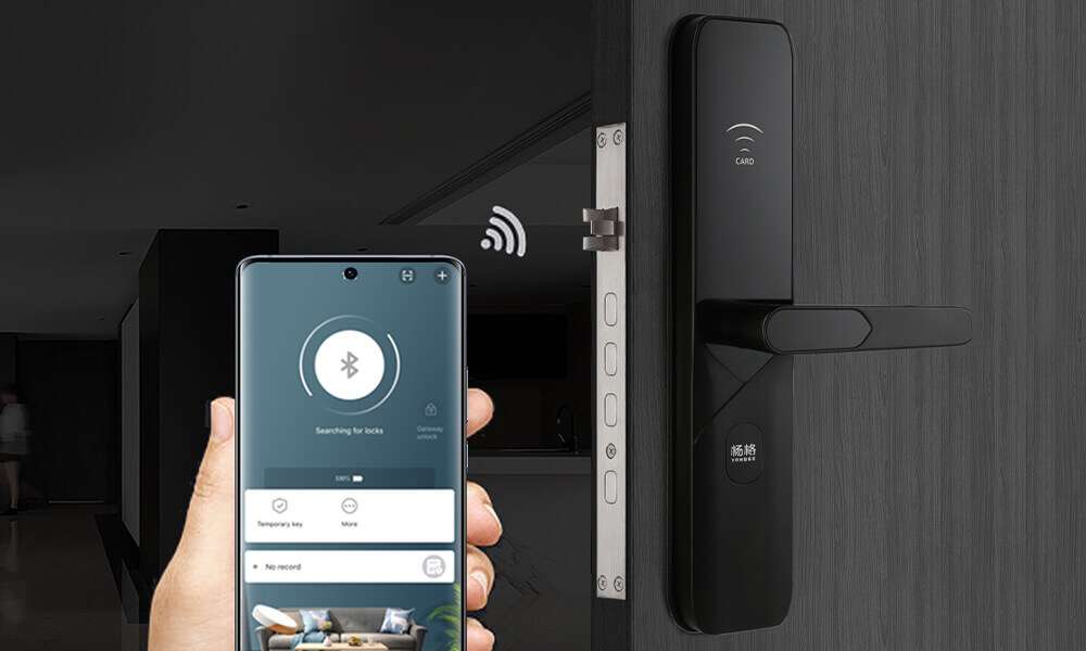 how to pick a door lock with a credit card 8 how to pick a door lock with a credit card 8