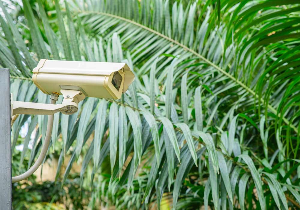 how to pick a door lock with a credit card 14 how to pick a door lock with a credit card 14